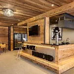 Black Diamond - Chalet Tignes