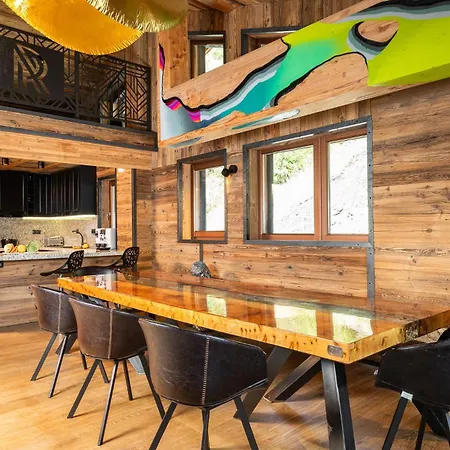 Chalet Black Diamond -