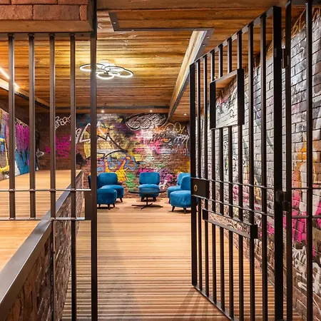 Black Diamond - Chalet Tignes