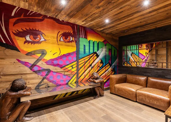 Chalet Black Diamond - *